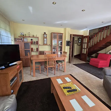 Ferienhaus Tu Casa En - Parking Privado - Jardines
