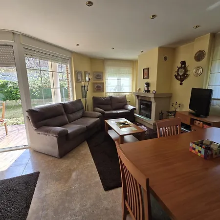 Ferienhaus Tu Casa En - Parking Privado - Jardines *